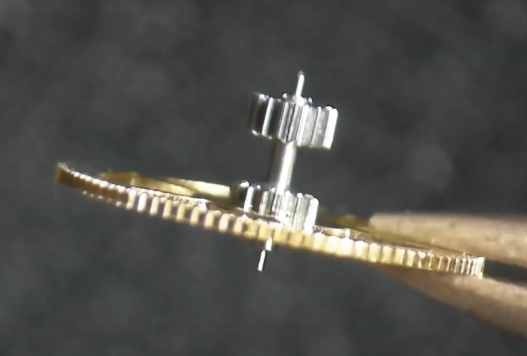 Troisième roue (*3rd wheel*)